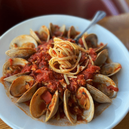 linguini-red-clams